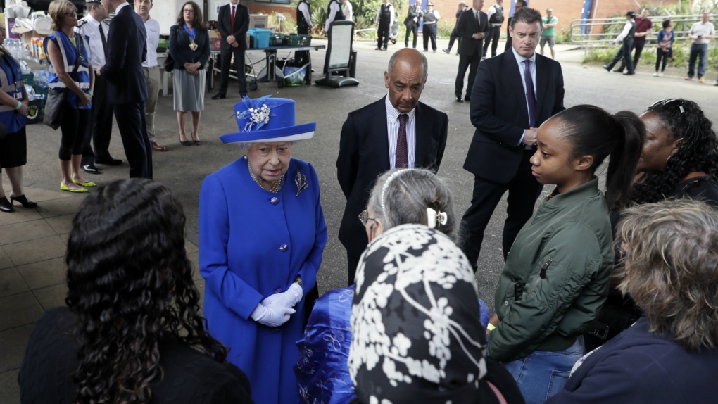 Queen Elizabeth at Grenfell Tower