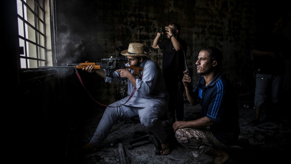 Sniper shoots at militants in Libya
