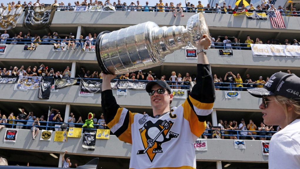 Sidney Crosby with Stanley Cup