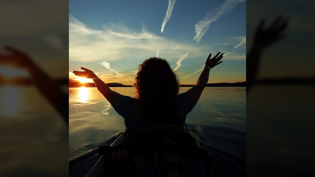 setting sun kayak