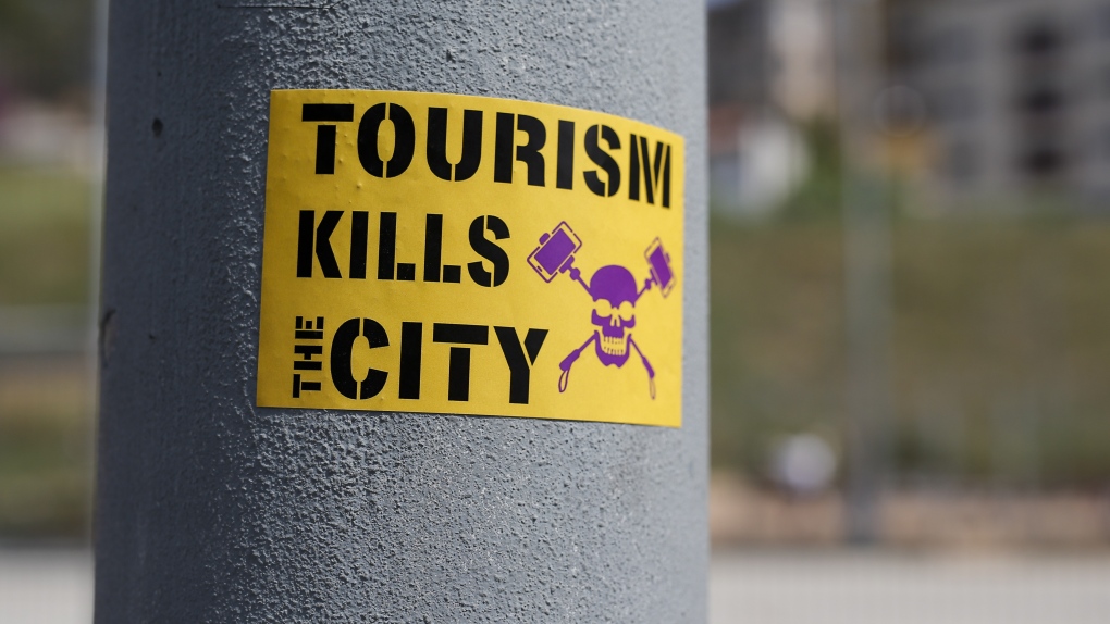 define anti tourism
