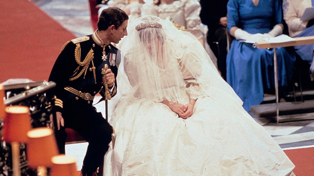 Princess Diana: Her Greatest Dresses: Fashion Photos | Glamour UK