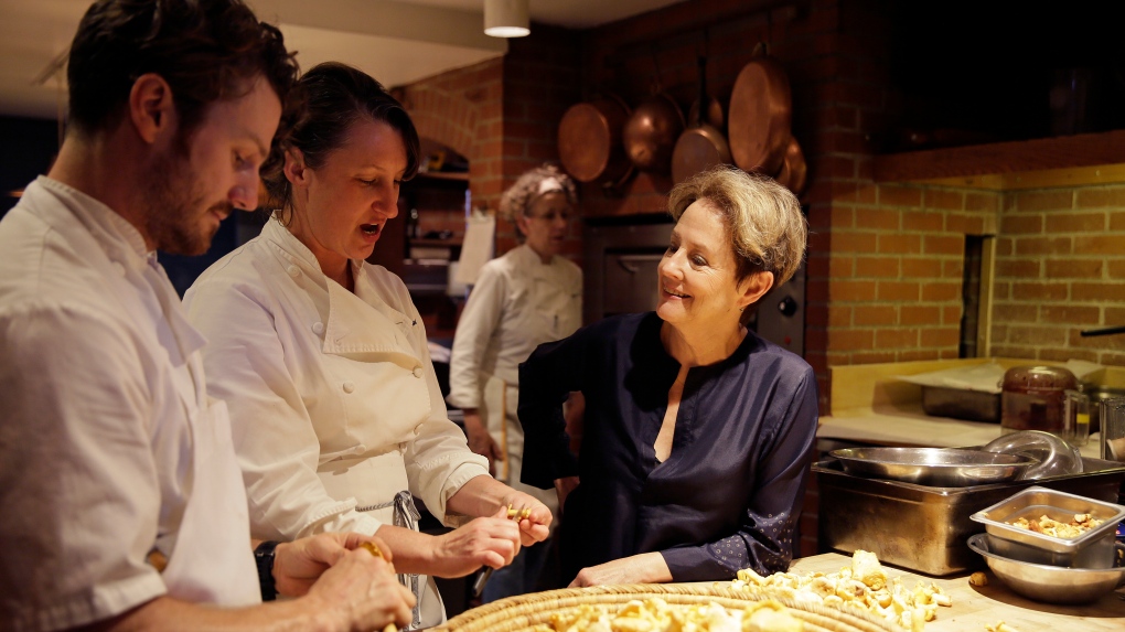 Alice Waters talks with other chefs