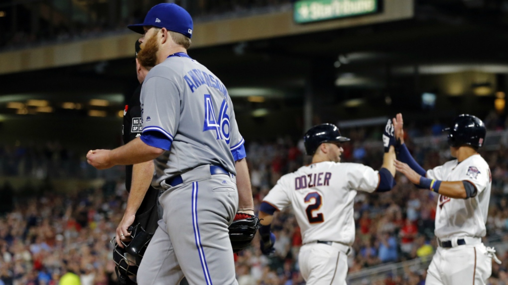 Twins edge Jays in 10th inning