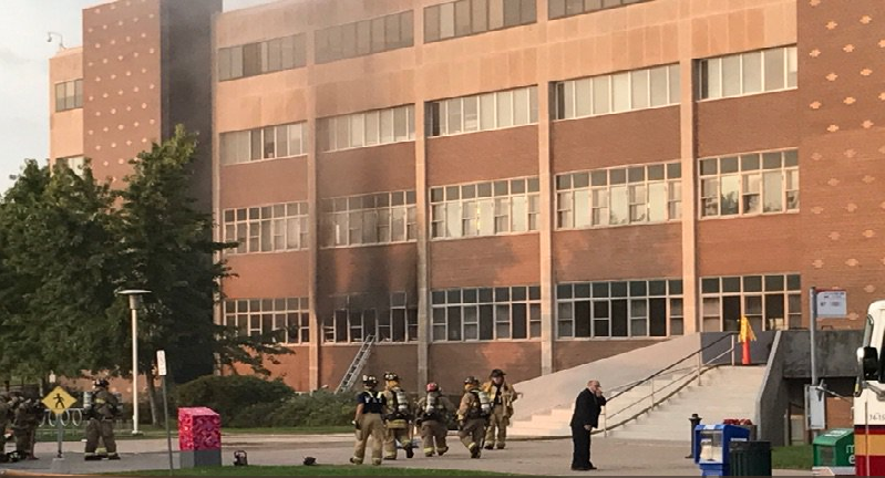 Fire at Canada Post Building on Heron Road