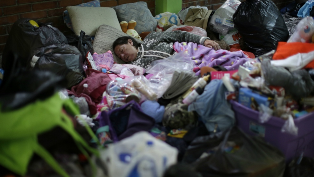 Mexicans take to shelters after quake