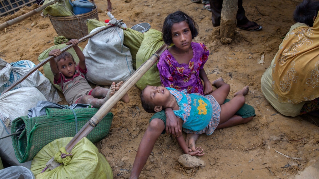 Rohingya girl