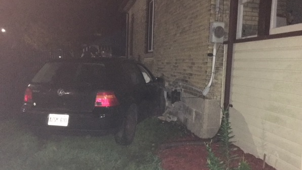 Car slams into a house in St. Thomas Ont. on Oct. 