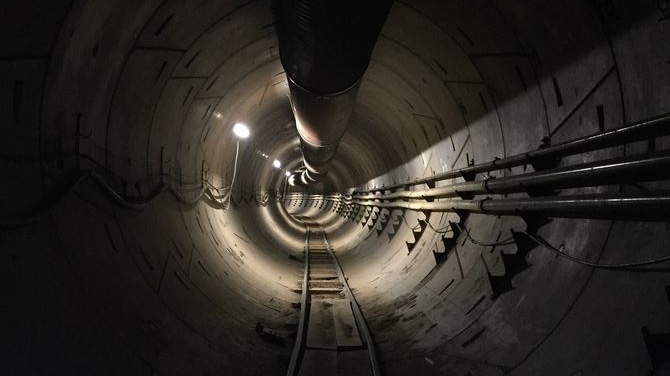 Elon Musk tunnel 