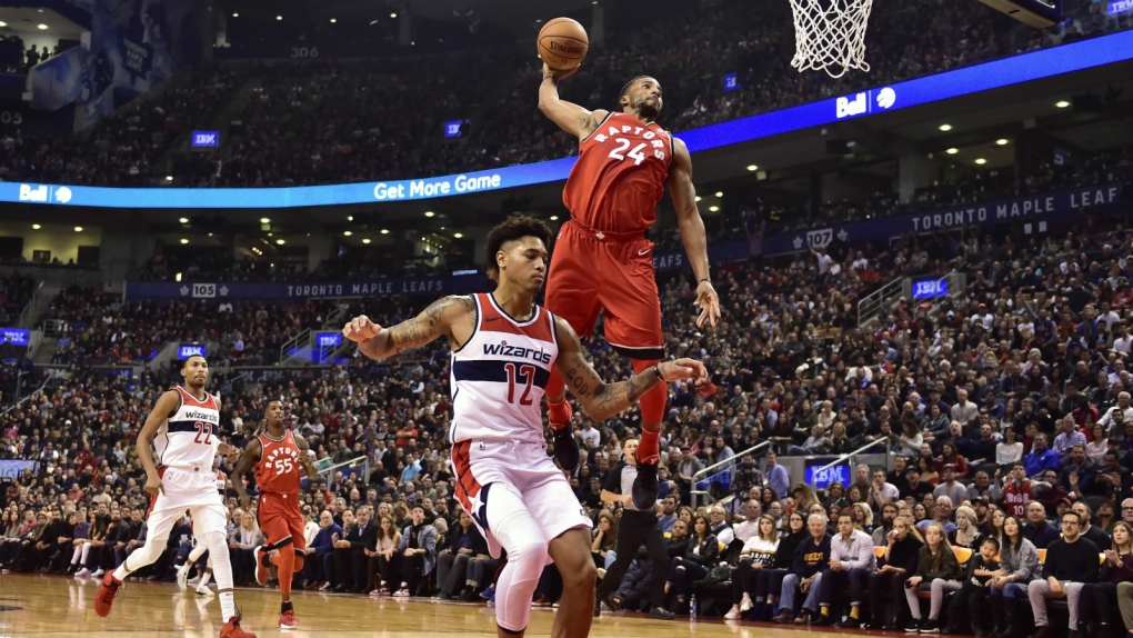 Norman Powell dunks on Wizards in Raptors loss