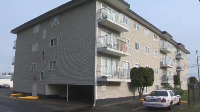 campbell river death at apartment building