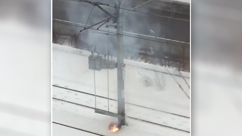 Small fire breaks out on LRT line in East Ottawa on Thursday, Jan. 11, 2018. (Gregory Miki/@MikiGregory/Twitter)