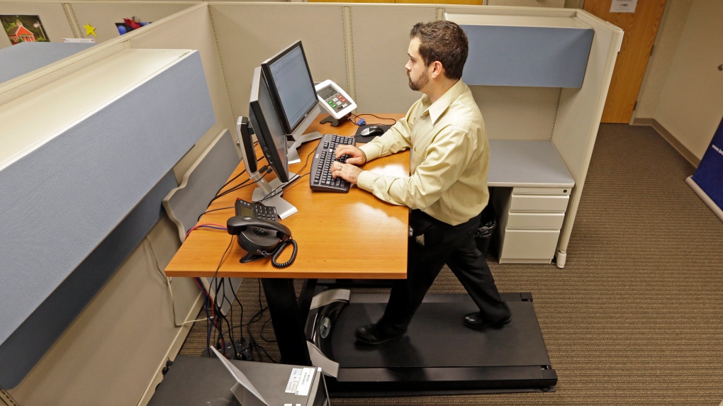 Standing Versus Sitting For 6 Hours A Day Could Help You Lose