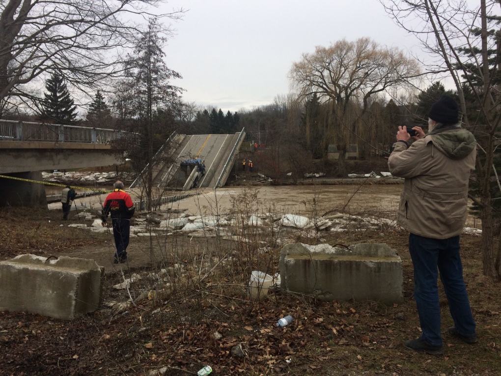 Bridge collapse in Port Bruce