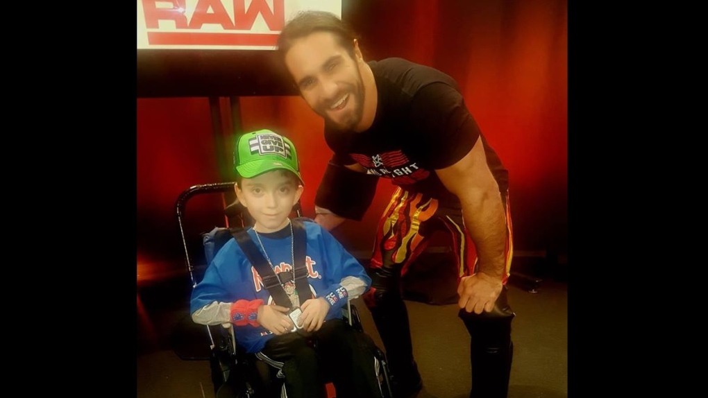 Michael Ginassio meets WWE superstar Seth Rollins 