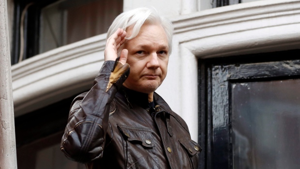 Julian Assange: Pengadilan Inggris akan memutuskan upaya untuk menghentikan ekstradisi AS