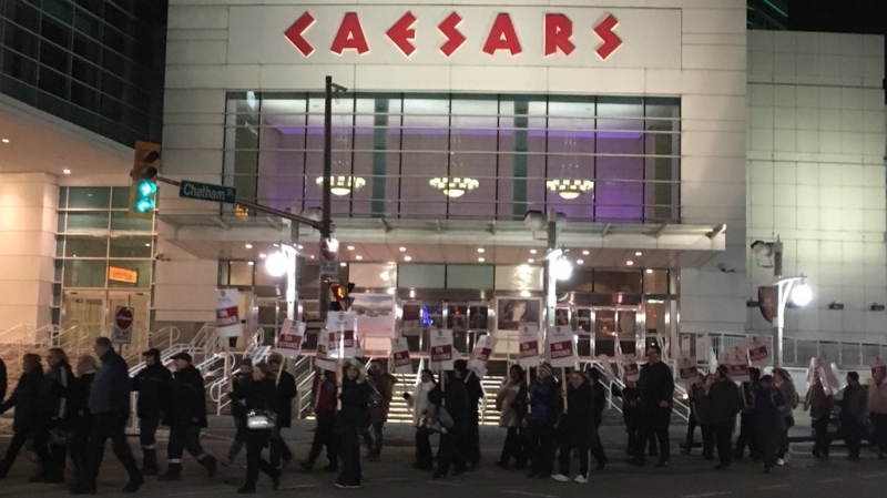 Caesars Windsor employees are picketing around the casino in Windsor, Ont., on Thursday, April 5, 2018. (Chris Campbell / CTV Windsor)