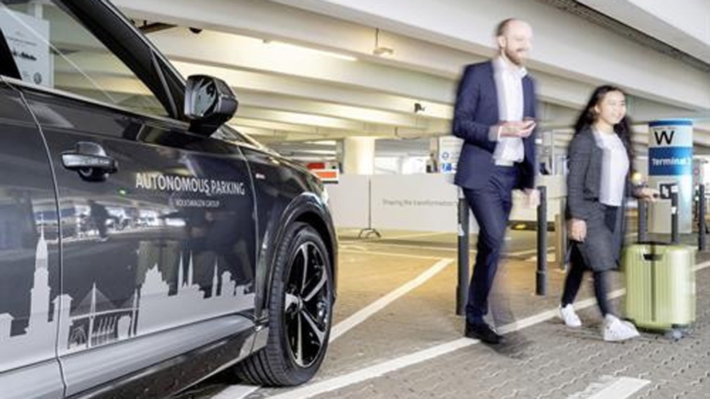 VW tests autonomous parking at Hamburg Airport