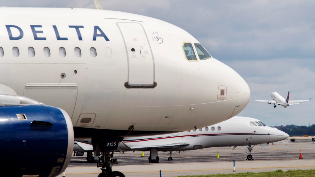 Delta air plane