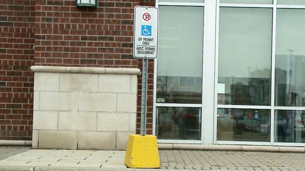 Accessible parking permit sign