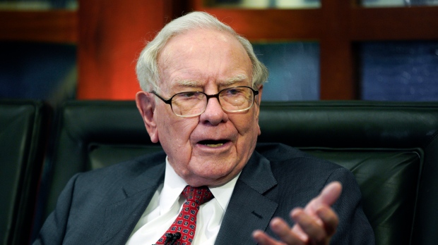 Image result for A fan paid $3 million for a lunch with Warren Buffettâ€”