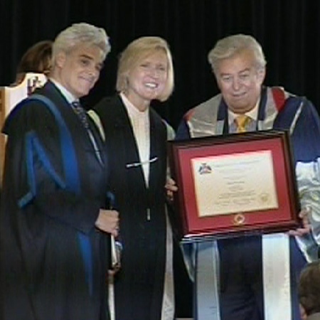 CTV Ottawa anchor Max Keeping receives an honorary degree from Carleton University, Wednesday, June 10, 2009.