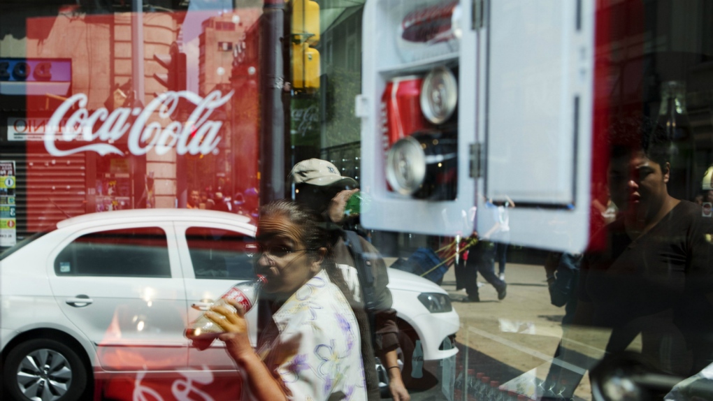 Coke, Pepsi leave Mexican city over cartel demands