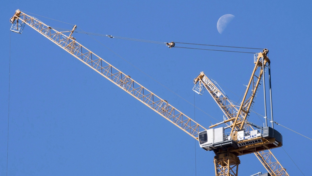 construction crane 
