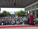 More than 800 people paid tribute to legendary architect Arthur Erickson at a memorial at Simon Fraser University in Burnaby, B.C., on June 14, 2009. (SFU)