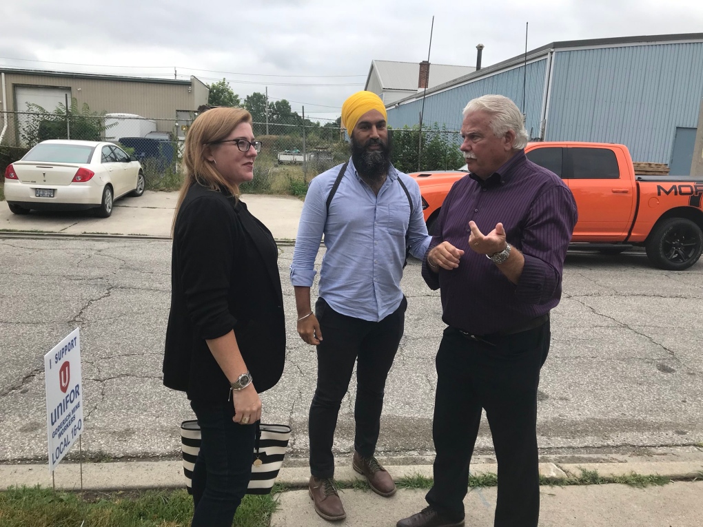 NDP leader Jagmeet Singh meets with union official