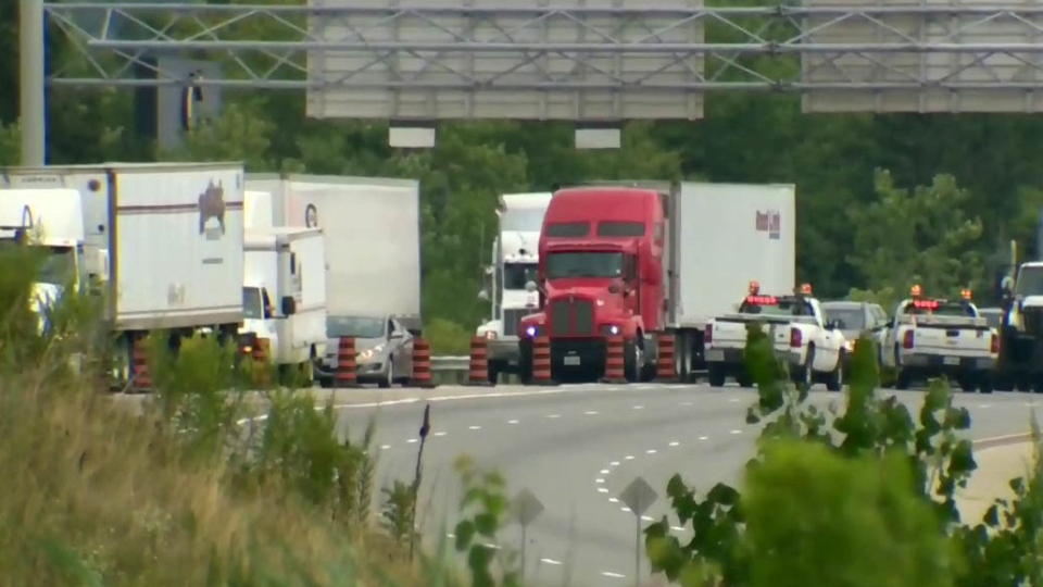 WB 401 closed after pedestrian hit