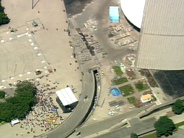 A small crowd gathers at city hall to show support for striking workers, as seen from the CTV helicopter, Wednesday, June 24, 2009.