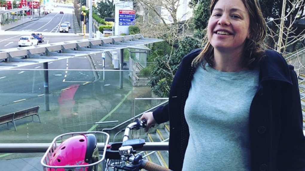 New Zealand politician cycles to give birth