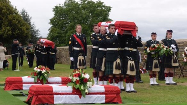 1차 세계대전에서 전사한 매니토바주 출신 캐나다 군인 3명이 프랑스에 있는 묘지에 안장돼