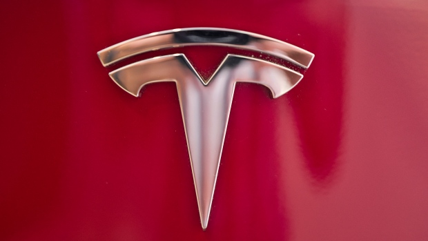 Judge rules in favour of Tesla in rebate program dispute