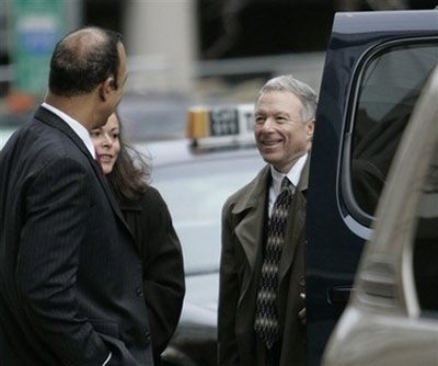 I. Lewis Scooter Libby, former chief of staff for Vice President Dick Cheney, arrives at Federal Court in Washington, Tuesday, Jan. 16, 2007. (AP Photo, Pablo Martinez Monsivais)