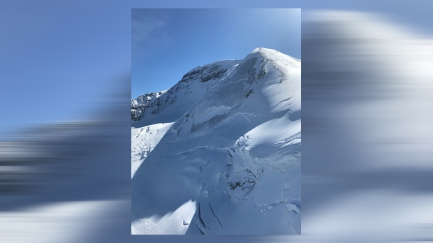 Mount Athabasca avalanche - Parks Canada