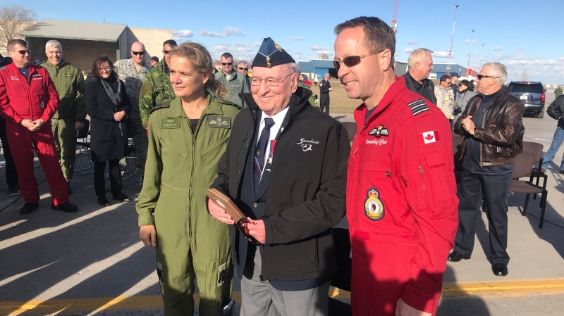 Gov. Gen. Julie Payette (left) poses with WWII veteran Reg "Crash" Harrison on Oct. 18, 2018