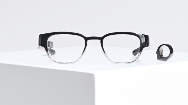 Focal glasses by North