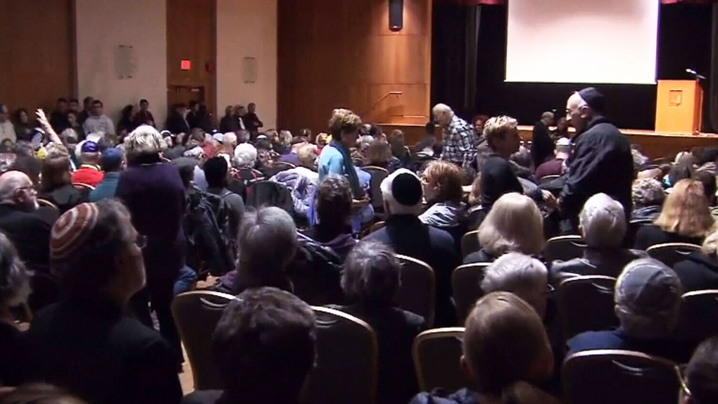 Vancouver Jewish community holds vigil