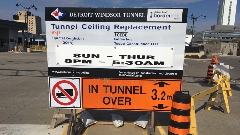 A sign at the entrance to the Detroit-Windsor Tunnel in Windsor, Ont., on Tuesday, Oct. 30, 2018. (Chris Campbell / CTV Windsor)
