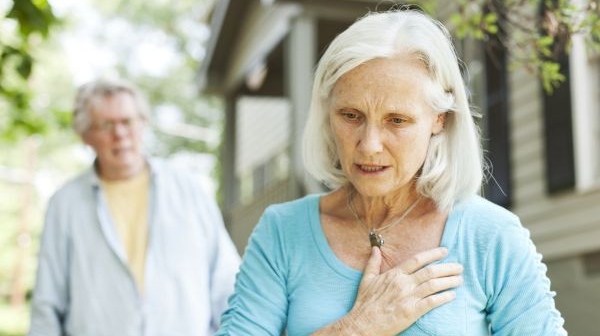 Some heart attack risk factors affect women more dramatically than men