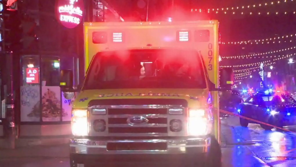 ambulance, montreal
