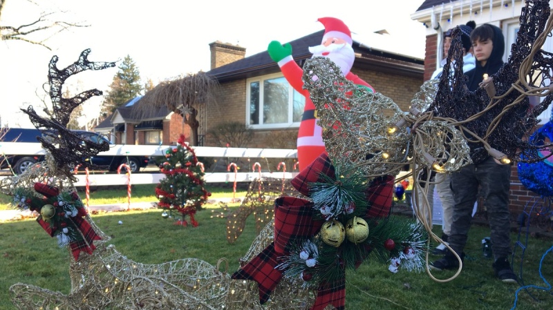 The new donated decorations are up after the original display was stolen from Ron Renaud's front yard in Windsor, Ont., on Sunday, Dec. 2, 2018. (Ricardo Veneza / CTV Windsor)