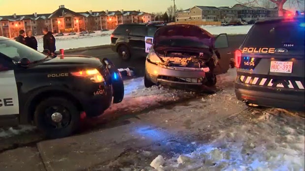 takedown, stolen vehicle, Calgary police, Pineridg