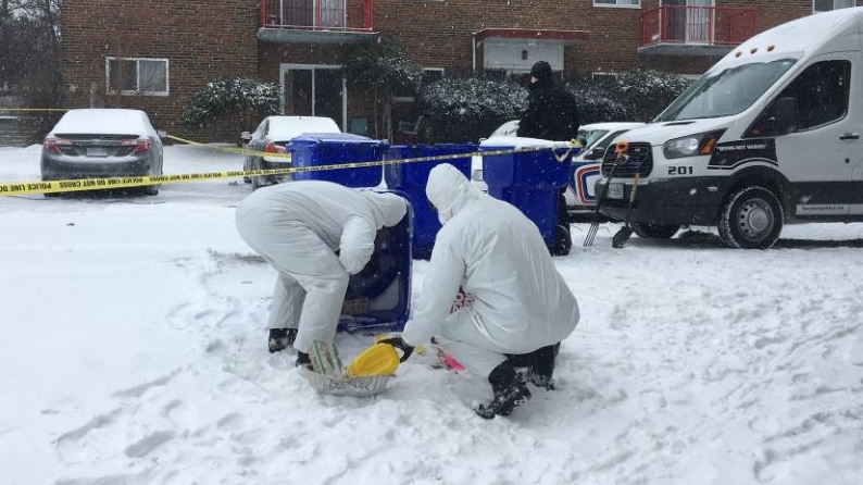 London police investigate a shooting and stabbing at 495 Cleveland Ave. in London, Ont. on Saturday, Jan. 19, 2018. (Brent Lale / CTV London)