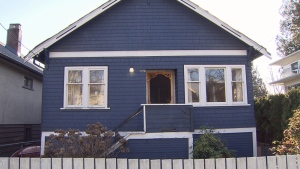 Through photos posted with the home's listing, tour a Vancouver detached home in need of 'a LOT of TLC,' listed for $998,000.  <br> <b><a href="https://bc.ctvnews.ca/proof-detached-home-prices-are-dropping-vancouver-fixer-upper-listed-at-1m-1.4263165" target="_blank">Read the full story here</a>.</b> <br>(Photos from CTV News and Oakwyn Realty) 