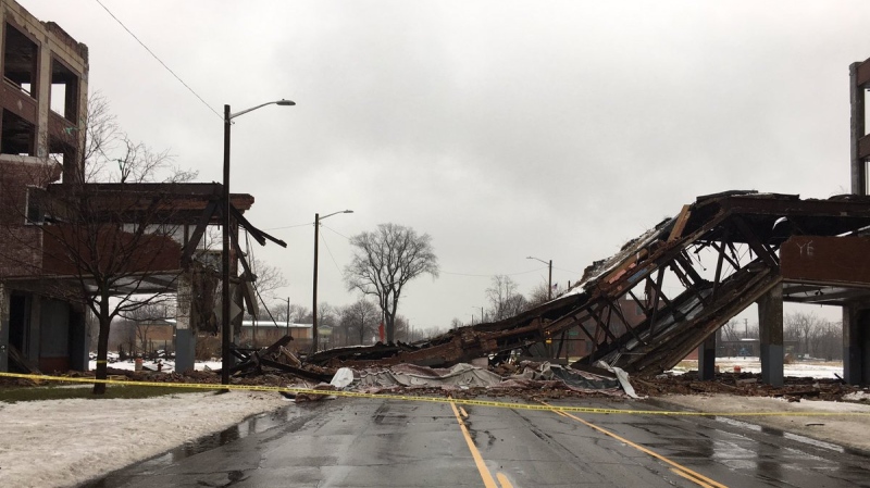 The bridge over the Packard Plant collapsed in Detroit. (Courtesy HistoricDetroit.org / Twitter)