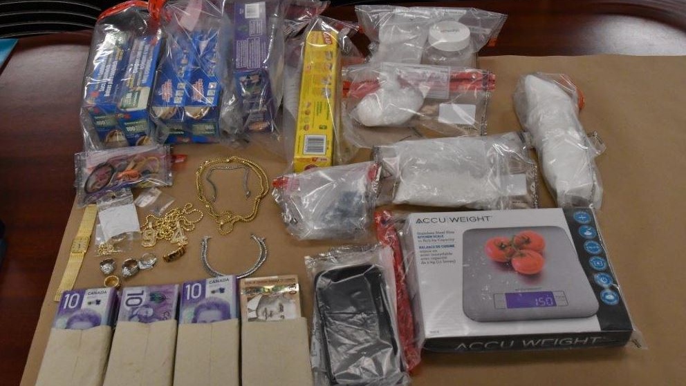 Drugs, cash and jewelry seized