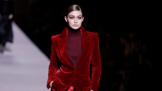 Big hats and simple elegance for Tom Ford at NY Fashion Week | CTV News